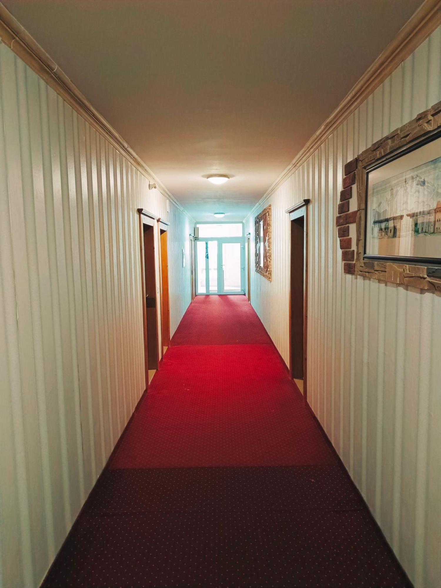 Studio Srncek - Tatranska Strba - Wellness, Bazen Esterno foto
